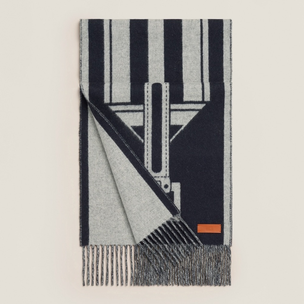 ❌SOLD❌ BNIB Hermes casque les sangles muffle scarf 100% cashmere